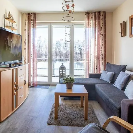 Wohlfuehl-ferienwohnung In Strandnaehe Mit Grossem Sonnenbalkon Und Blick Ins Gruene