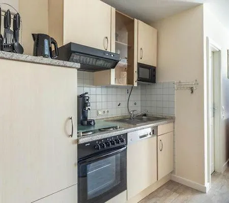 Wohlfuehl-ferienwohnung In Strandnaehe Mit Grossem Sonnenbalkon Und Blick Ins Gruene Boltenhagen