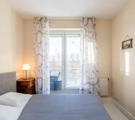 Wohlfuehl-ferienwohnung In Strandnaehe Mit Grossem Sonnenbalkon Und Blick Ins Gruene Apartman Boltenhagen