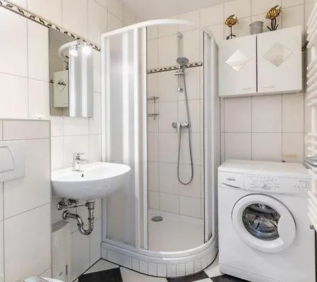 Wohlfuehl-ferienwohnung In Strandnaehe Mit Grossem Sonnenbalkon Und Blick Ins Gruene * Boltenhagen