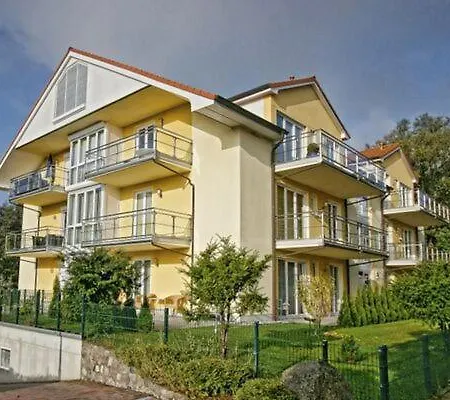 Wohlfuehl-ferienwohnung In Strandnaehe Mit Grossem Sonnenbalkon Und Blick Ins Gruene Apartman *