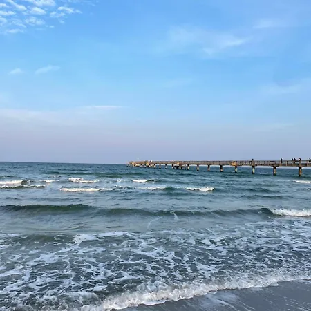 Wohlfuehl-ferienwohnung In Strandnaehe Mit Grossem Sonnenbalkon Und Blick Ins Gruene Apartman