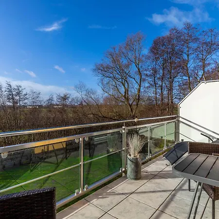 Wohlfuehl-ferienwohnung In Strandnaehe Mit Grossem Sonnenbalkon Und Blick Ins Gruene Apartment
