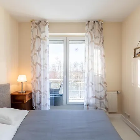 Wohlfuehl-ferienwohnung In Strandnaehe Mit Grossem Sonnenbalkon Und Blick Ins Gruene Apartment Boltenhagen (Ostseebad)