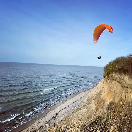 Wohlfuehl-ferienwohnung In Strandnaehe Mit Grossem Sonnenbalkon Und Blick Ins Gruene *