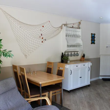 Apartment Wohlfuehl-ferienwohnung In Strandnaehe Mit Grossem Sonnenbalkon Und Blick Ins Gruene